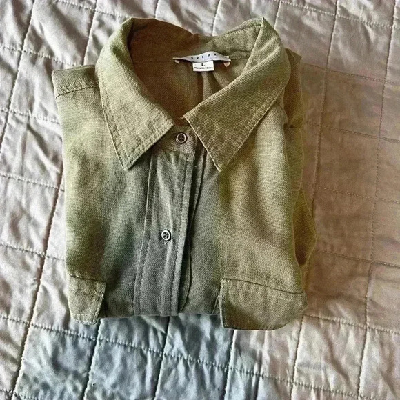 FAVLUX FASHION Long Sleeve‎ V-Neck Top Women Size Large 100%Rayon - Picture 3 of 4